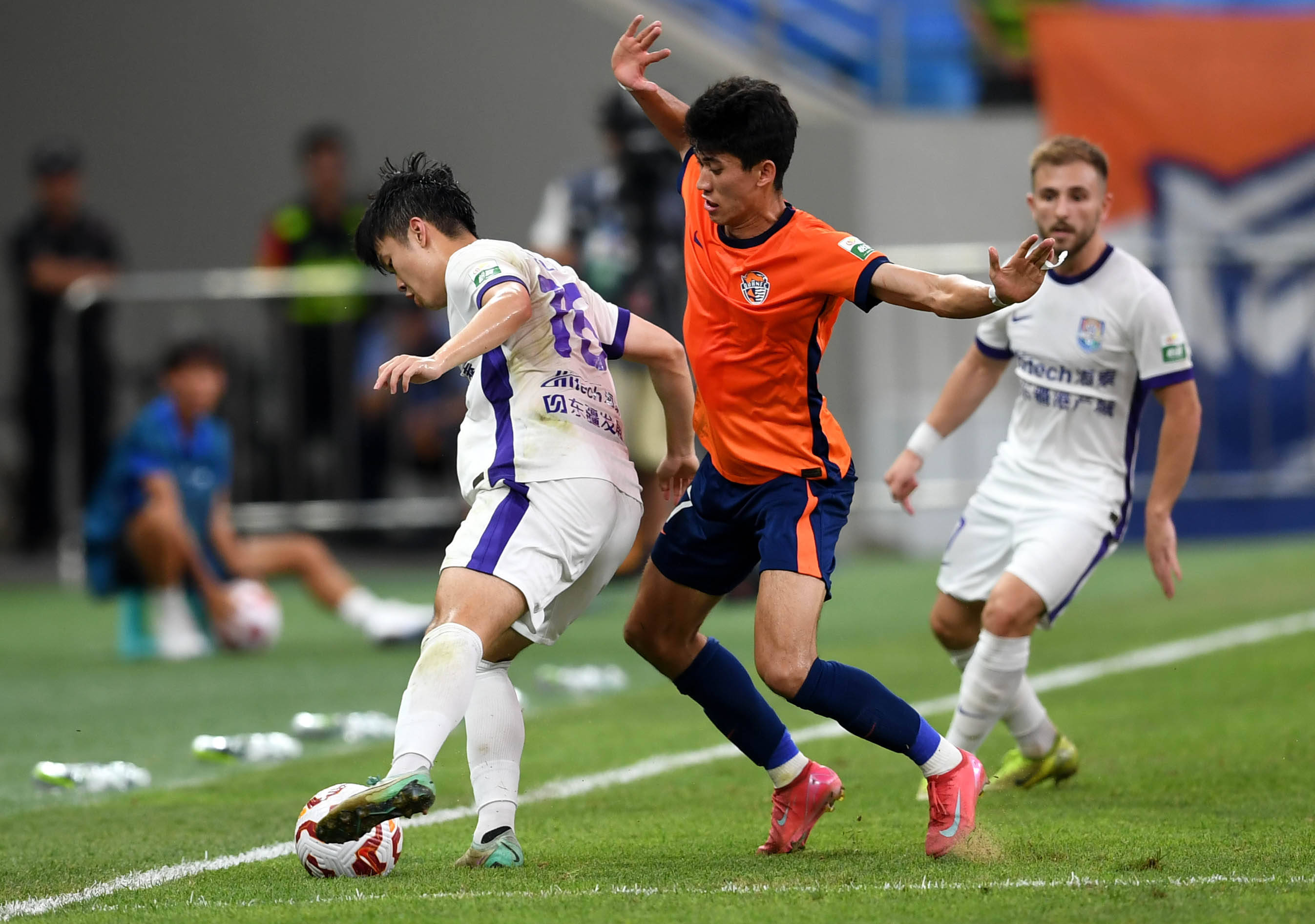 外線有多名 外線有多名